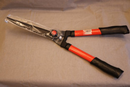 Nůžky na keře a živé ploty