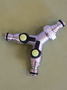 Mosazný rozbočovač AQ 460