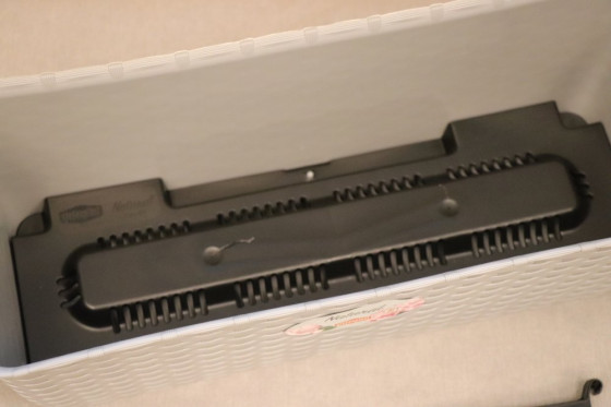 detail Truhlík na květiny NATURAL 40 - šedá