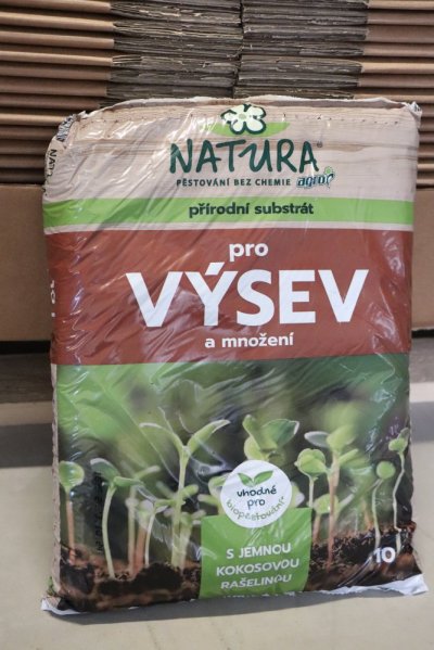 Natura substrát výsev a množení 10L