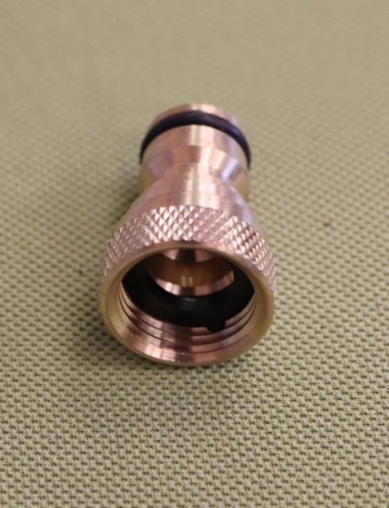 detail Hadicový adaptér s vnitřním závitem 1/2