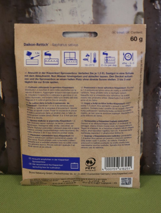 detail Bio klíčky ředkvičky Daikon