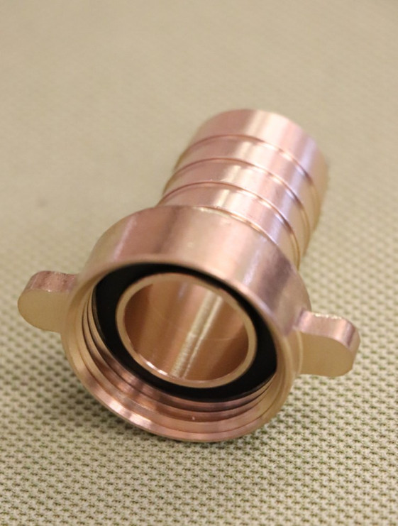 detail Přípojka na hadice 3/4