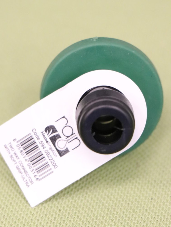 detail Vkládaná plastová spojka