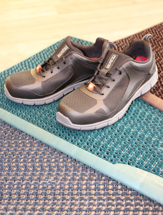 detail Plastová finská rohož