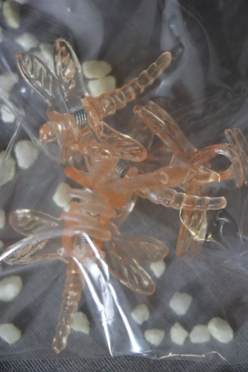 detail Klips Vážka Rosteto - oranžový 4 ks