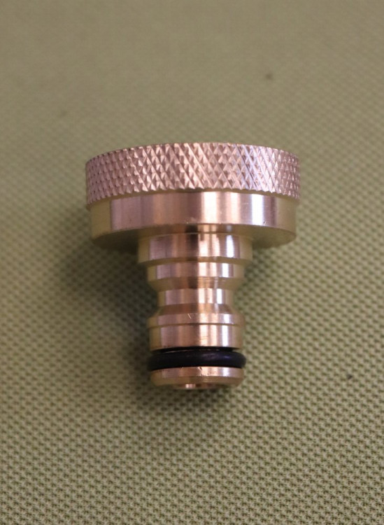 detail Hadicový adaptér s vnitřním závitem 1