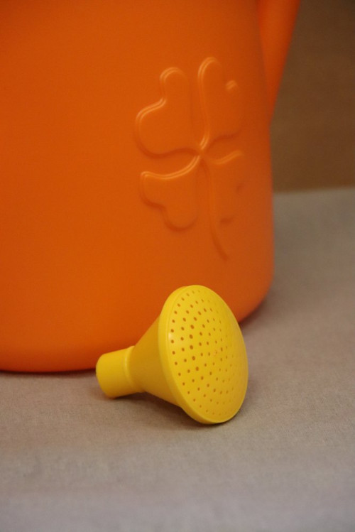 detail Konvička KONI 1,8 L - oranžová