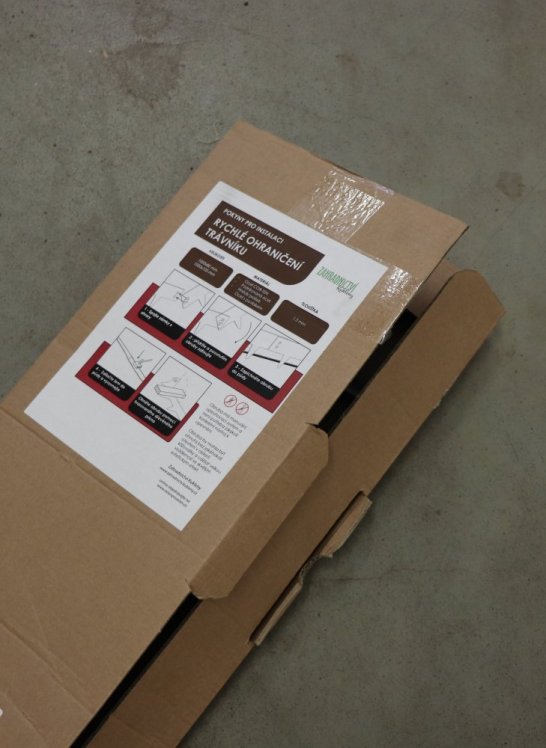 detail Kovový obrubník s hroty - pozink. 10ks