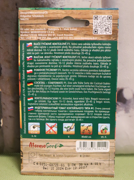 detail Rajče tyčkové 'Orano'